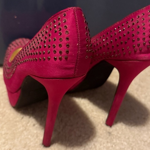 Steve Madden Glamorous Pink Platform Heels with Rhinestones - Picture 3 of 6